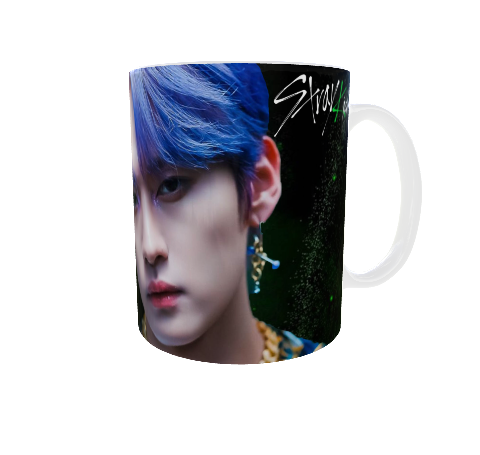 LEE KNOW MUG 3