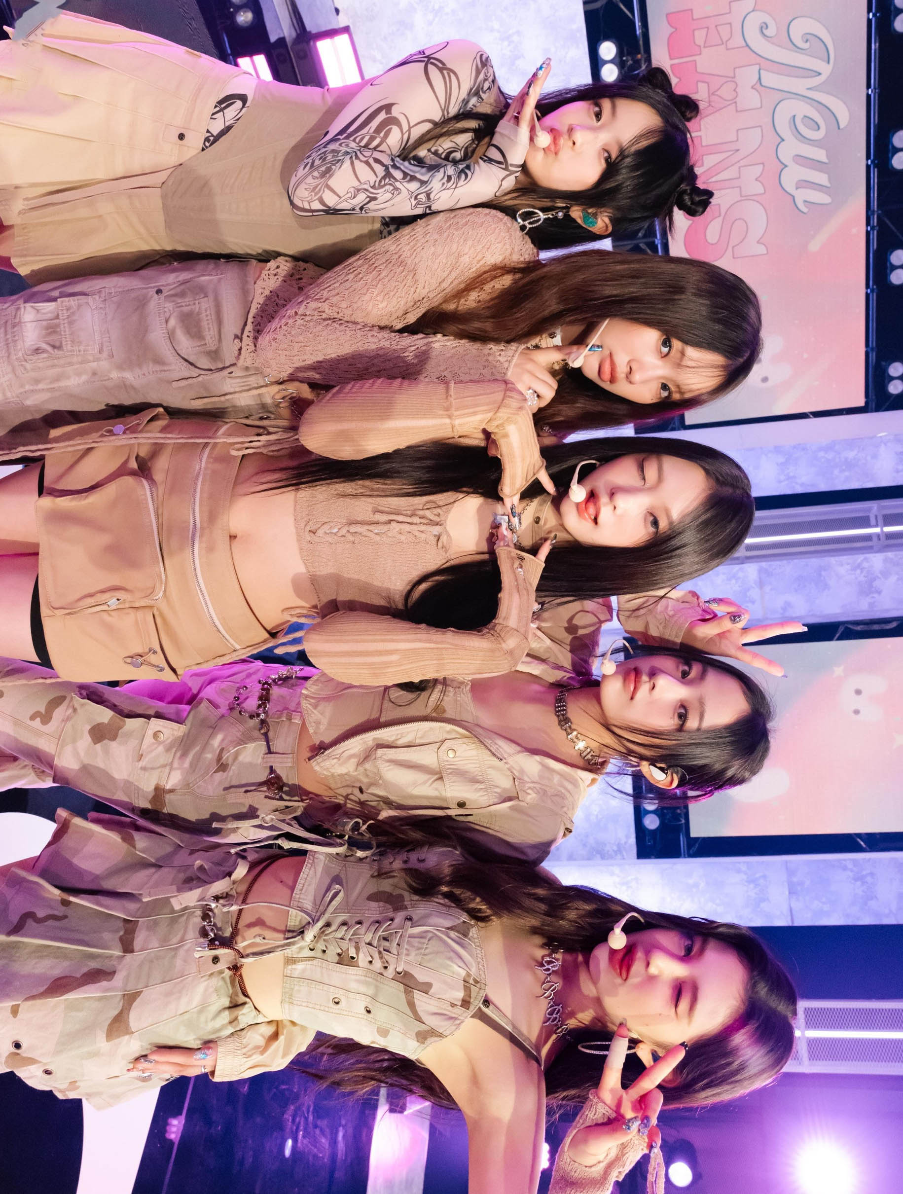 NEW JEANS RETRATO OT5